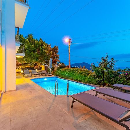 Luxus Villa Skyla Mit 5 Schlafzimmern & Meer-Blick Kaş Exterior foto