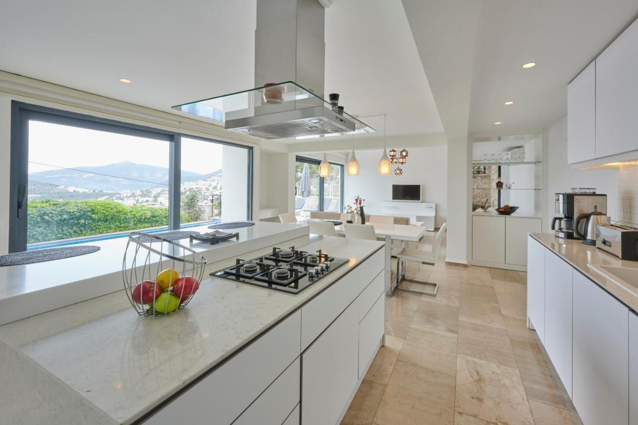 Luxus Villa Skyla Mit 5 Schlafzimmern & Meer-Blick Kaş Exterior foto