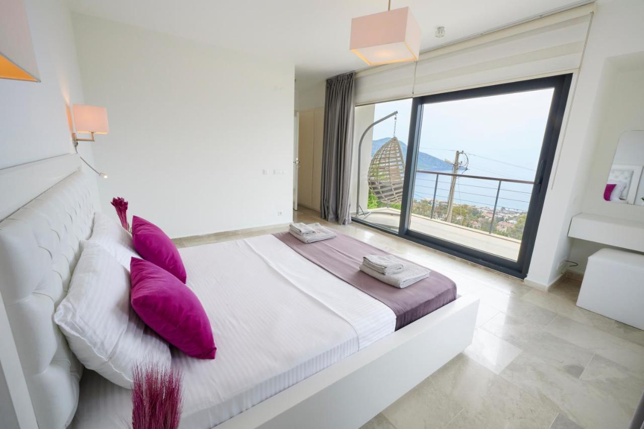 Luxus Villa Skyla Mit 5 Schlafzimmern & Meer-Blick Kaş Exterior foto